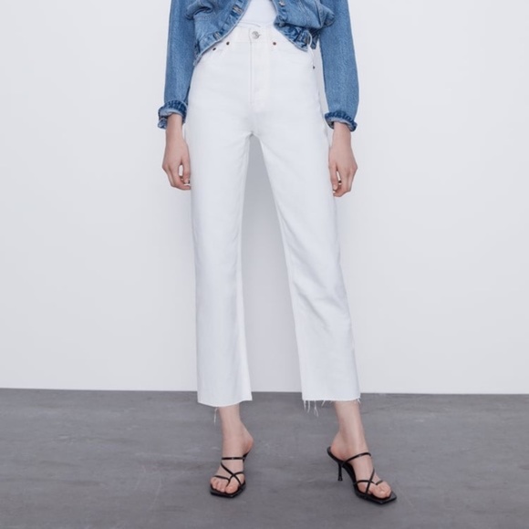 Zara Denim - Zara White Straight Leg Raw Hem White Jeans sz 0